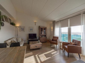 Calm apartment with balcony